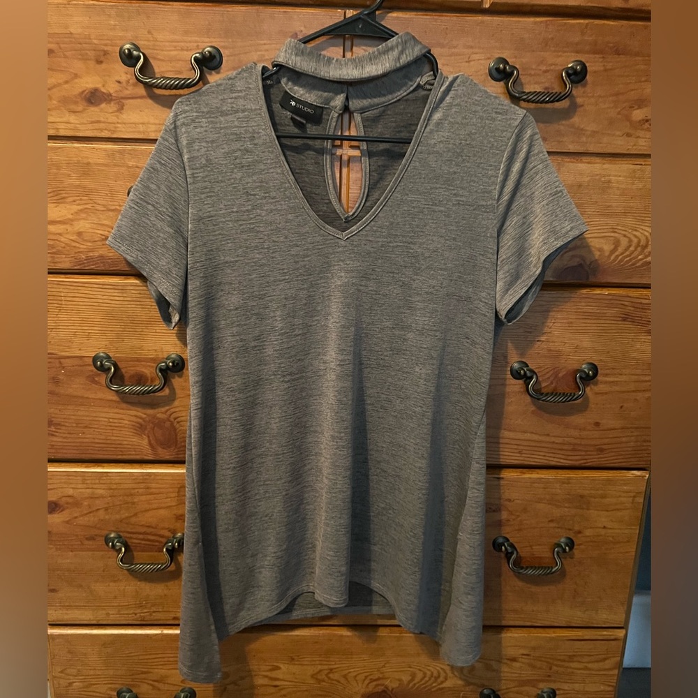 Short sleep top